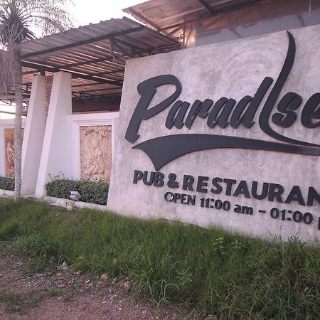 Paradise Inn And Dining Sara Buri Eksteriør billede